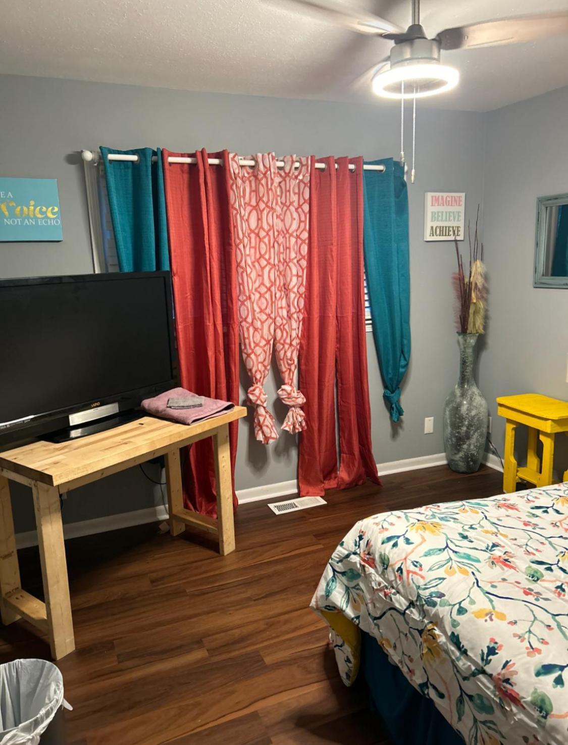 Loners Loft Private Rooms ハンツビル エクステリア 写真